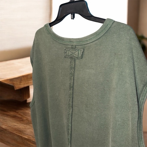 We The Free Dakota Vest in Cilantro Green - Picture 6 of 8